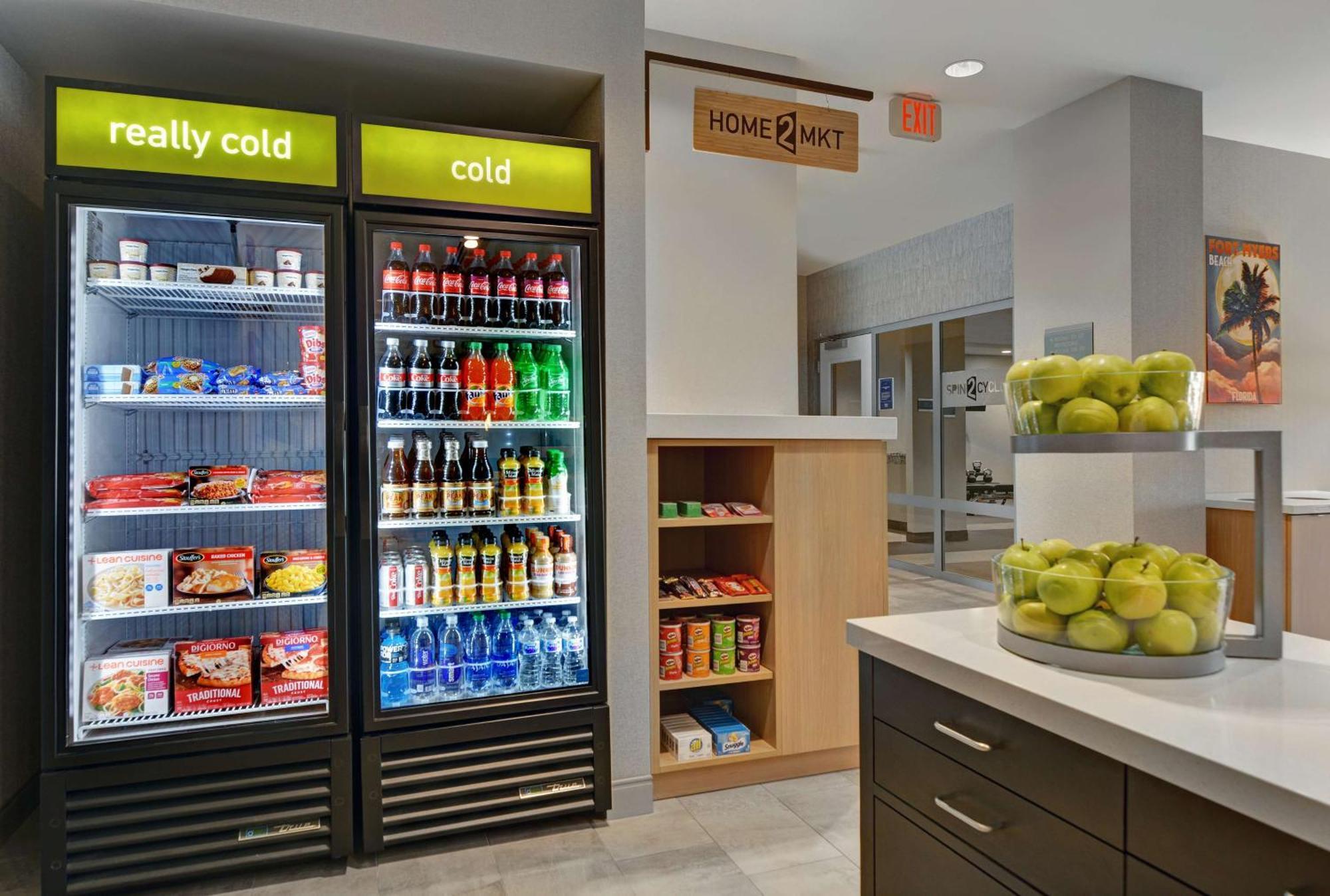 Home2 Suites By Hilton Fort Myers Colonial Blvd Eksteriør billede